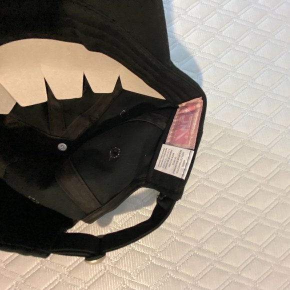 Black Baseball Cap with Pink Crystal Breast Cancer Awareness Ribbon NWOT - Picture 4 of 10